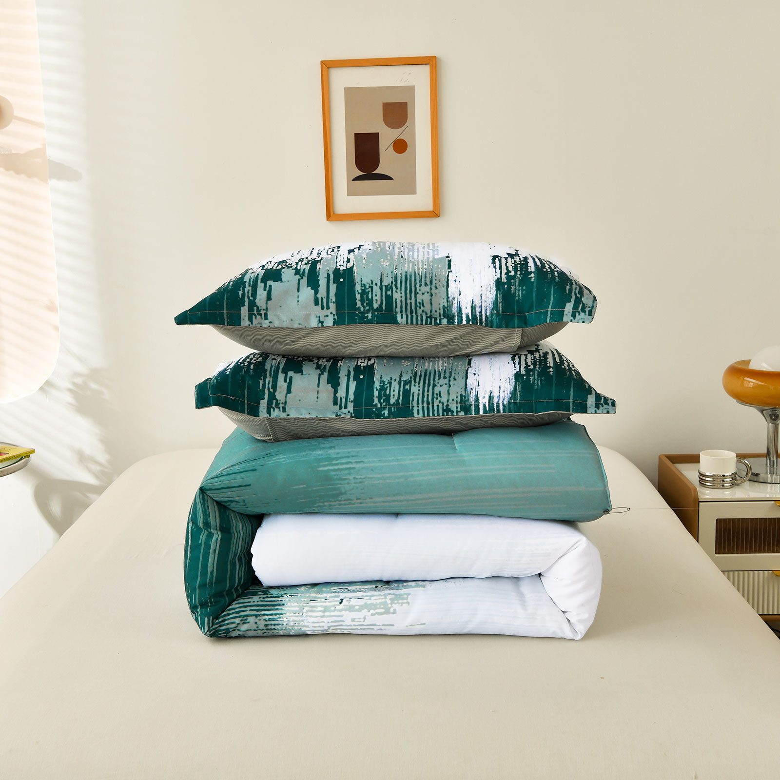 Floral Stripes Comforter Set, King Size, Plush 3-Piece Bedding with Pillowcases โ image 4