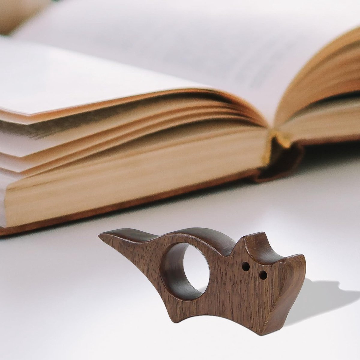 Book Binder - Cat-shaped book binder - Smooth walnut bookshelf - Thumb-shaped book binder - Reading aid - Ideal gift and reading accessory for book lovers โ image 2