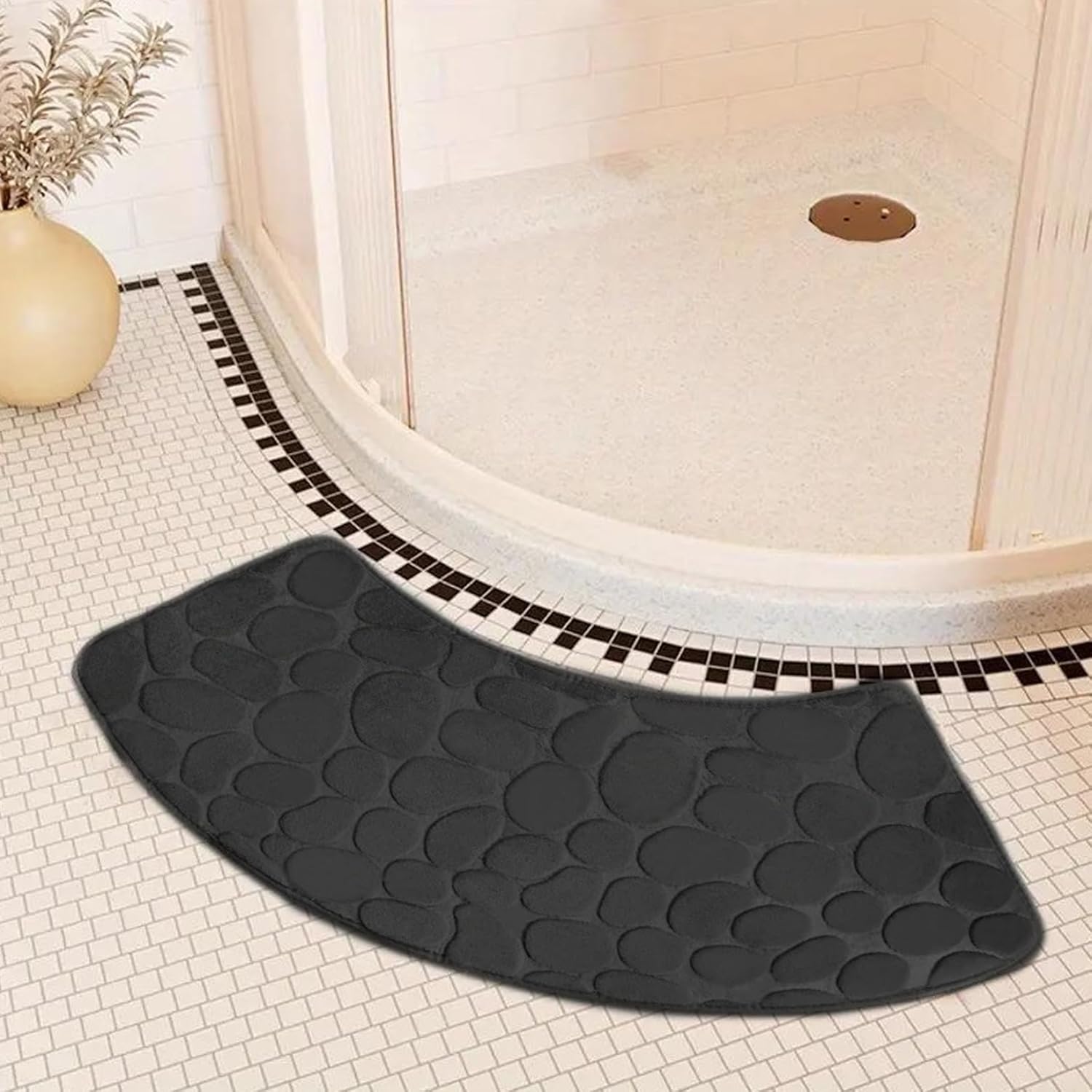 Bath Mat, Curved Shower Mat Non-Slip Quadrant Shower Mat Super Absorbent Corner Shower Mat Machine Washable Fan-Shaped Bathroom Carpet Rugs, Black, 16x39