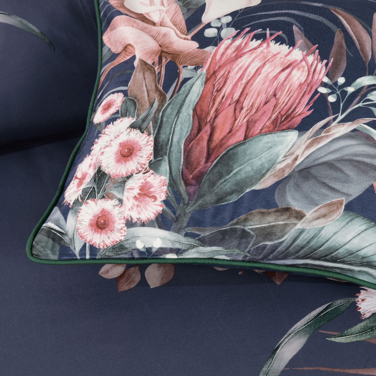 Bianca Balwyn Navy Cotton Sateen Botanical Quilt Cover Set Queen — image 4