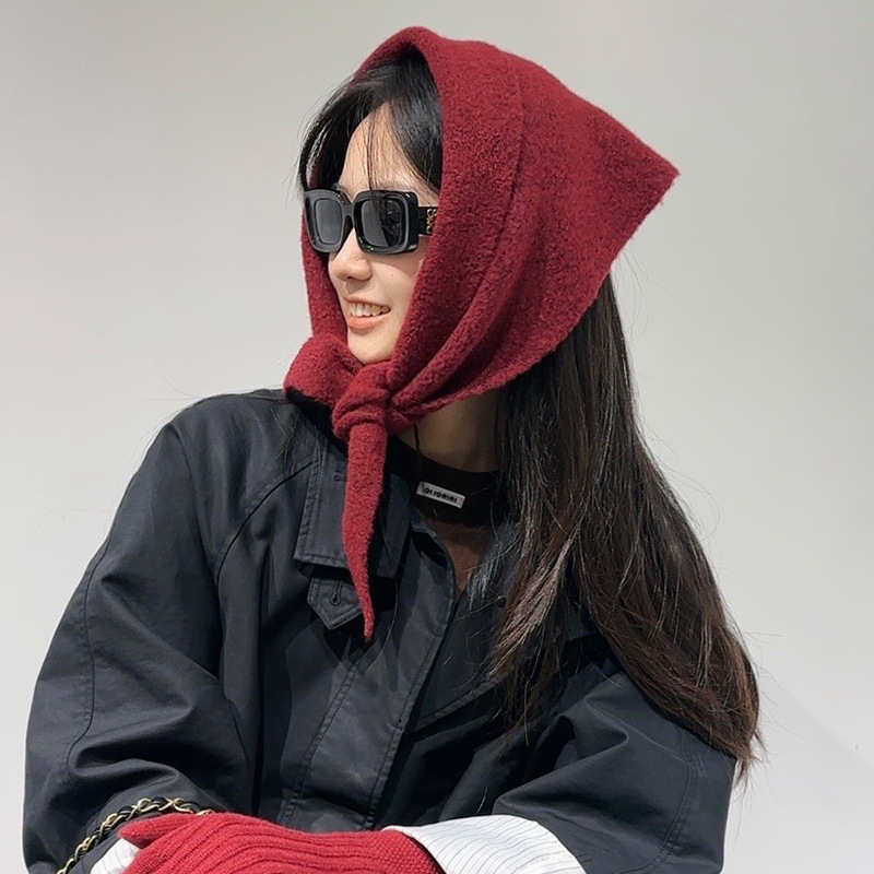 2-Piece Red Elegant Wool Blend Triangle Scarf - Luxurious Knit Shawl for Women (39 × 110cm)