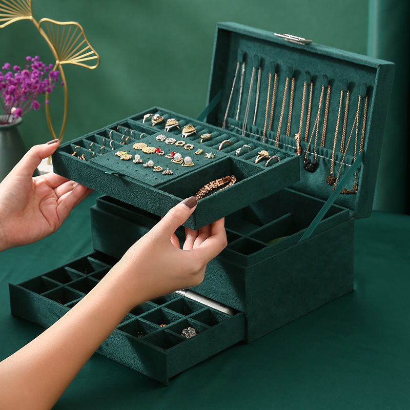 3-Layer Velvet Jewellery Box with Lock, Large Storage Organiser with Drawers and Compartments for Rings and Watches, Green โ image 4