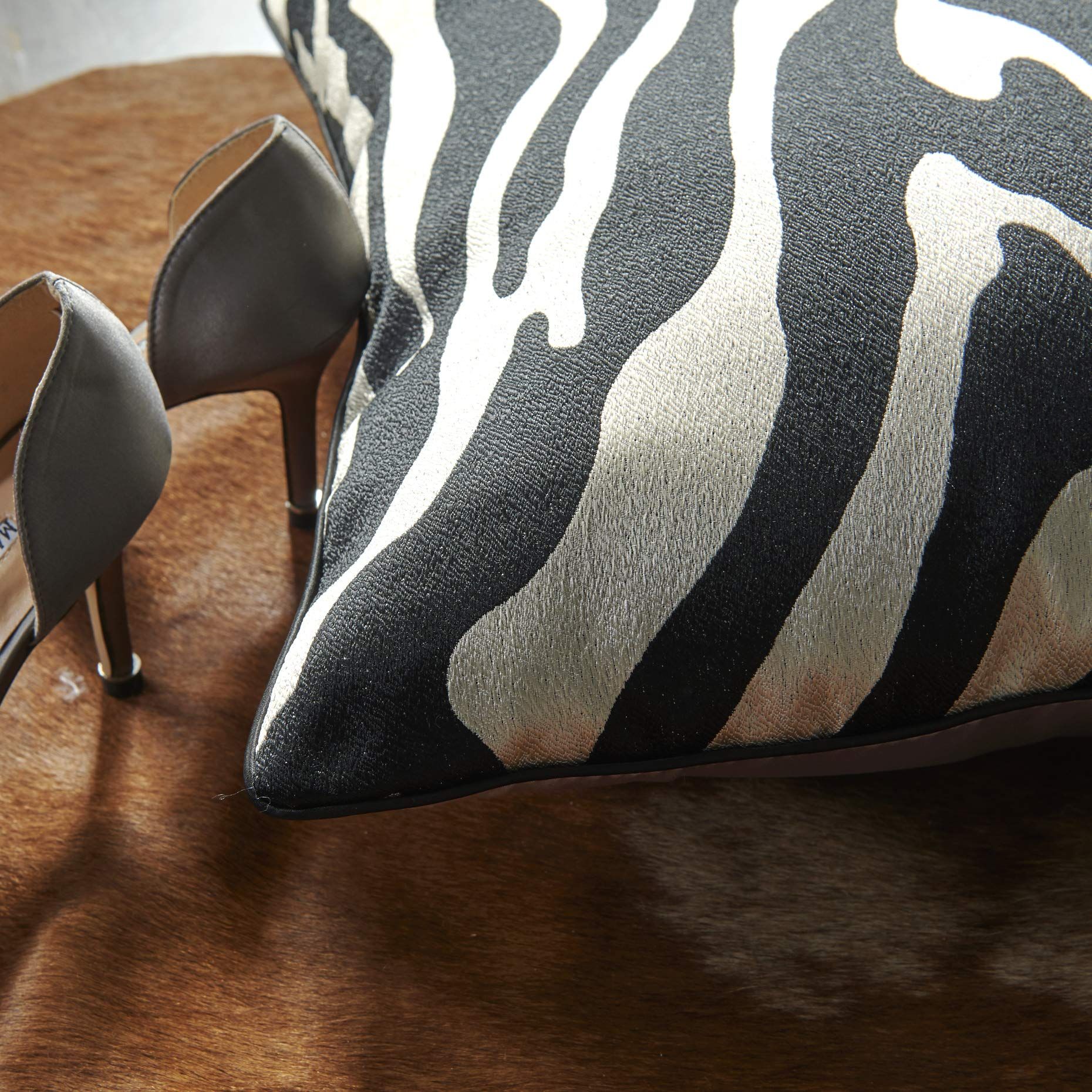 Set of and Silver Throw Pillow Covers Animal Decorative Pillow Cases Cushion Cases 17.7 x 17.7Inch for Living Room,Couch Bed โ image 4