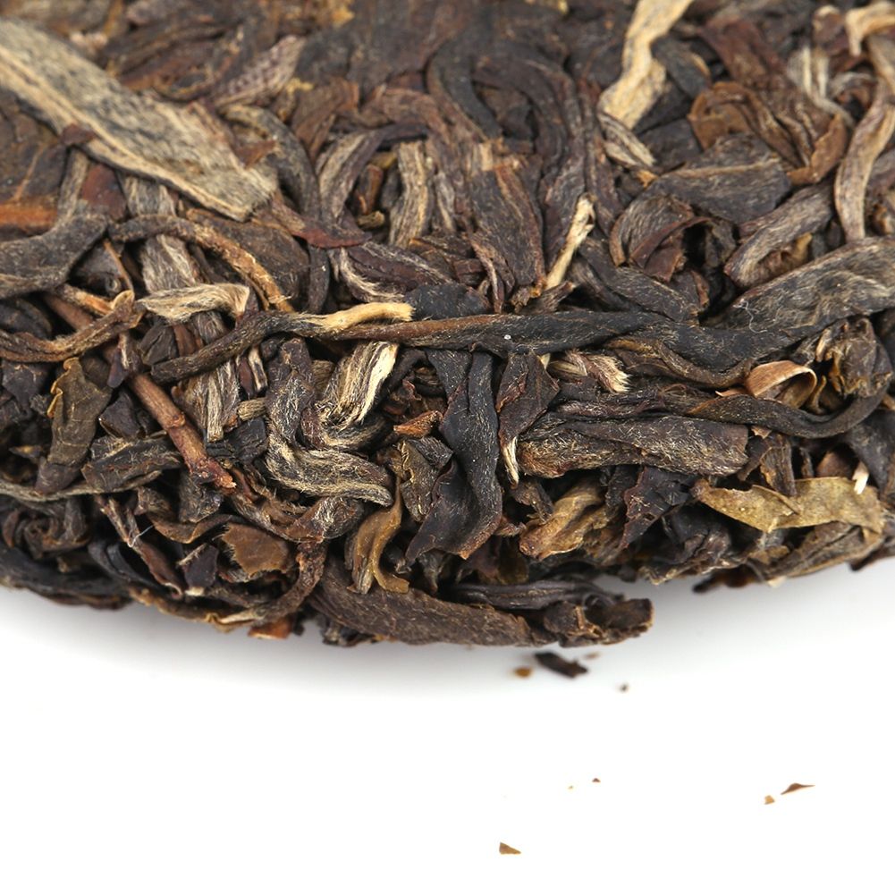 Chinese Yunnan Raw Cake Pu er Tea Healthy Pu'erh for Family Friends 100g โ image 6