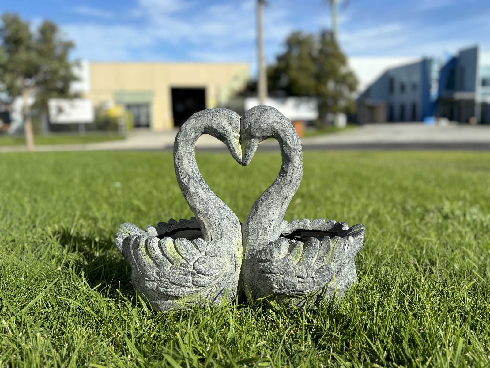 Swan Planter โ image 2
