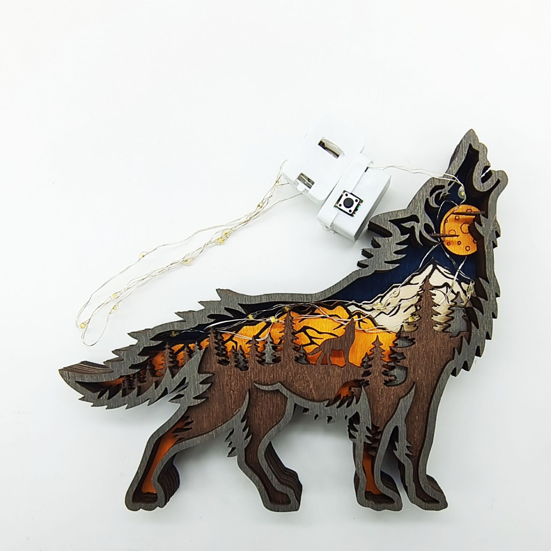 Wooden Wolf Decor with Light, Forest Animals Table Decor, Rustic Decor Wall Decorations for Bedroom Living Room Table Decorative — image 5
