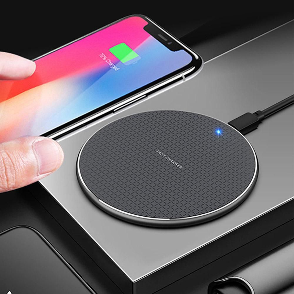10W Qi Wireless Fast Charger with 1m USB Charging Cable for Smartphones - Black โ image 4