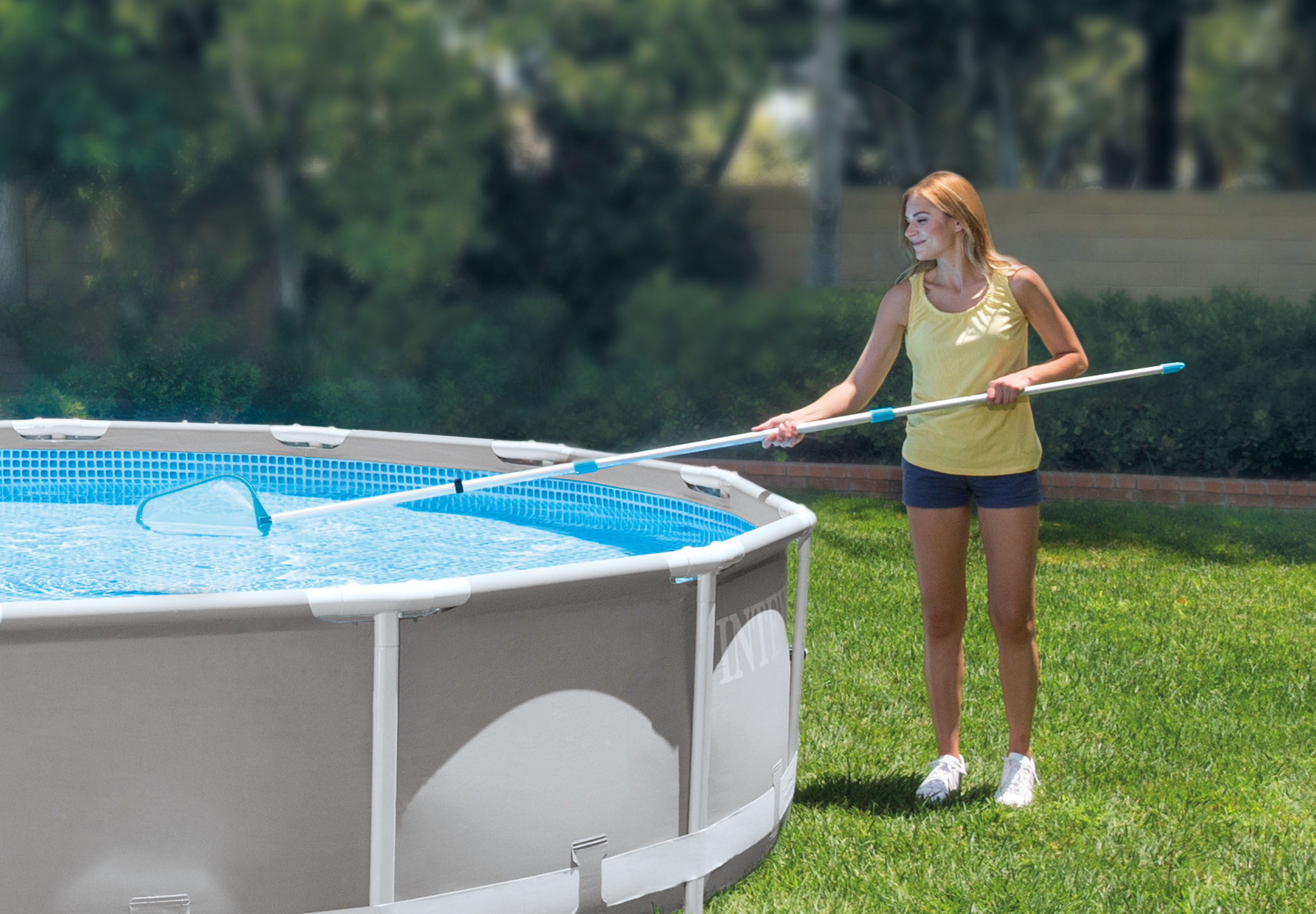 Intex Pool Cleaning Leaf Skimmer - 29050 — image 4