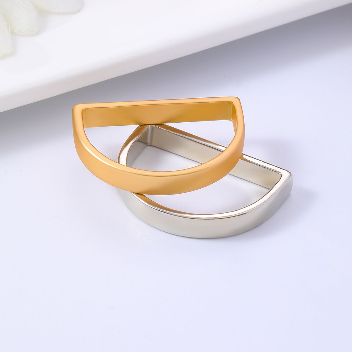 2pc Easter Napkin Rings, Semicircle Metal Gold Napkin Holder Buckles, Napkin Rings for Dinner Table Decor โ image 5