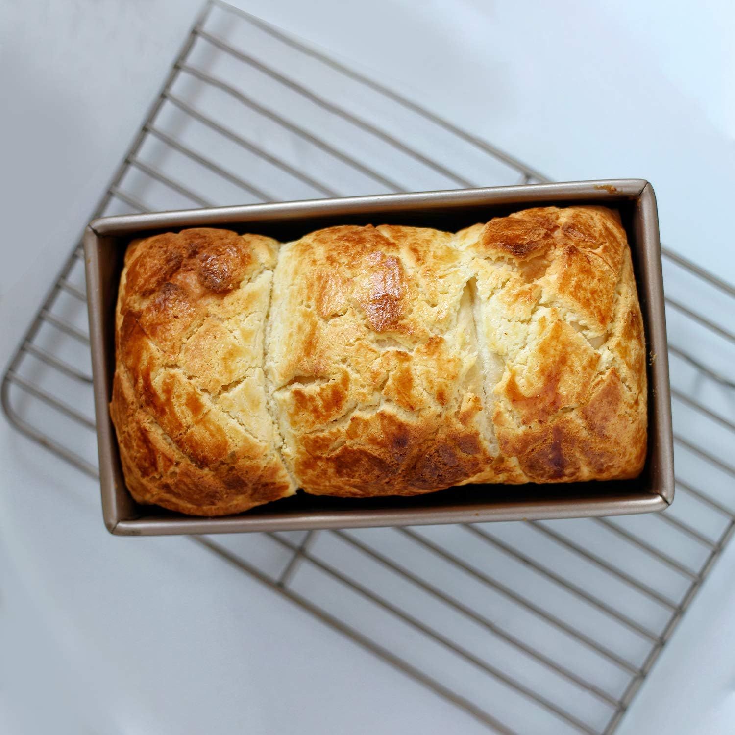 Loaf Pan with Lid, Non-Stick Bread Pan Bakeware Durable Carbon Steel Bread Toast Mold with Cover for Baking Bread Tin for Homemad — image 4