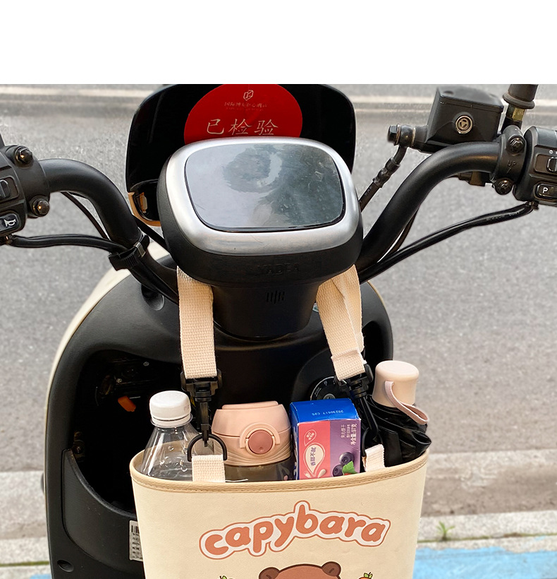 Adorable Capybara Car Trash Holder - Keeps Your Car Tidy — image 3