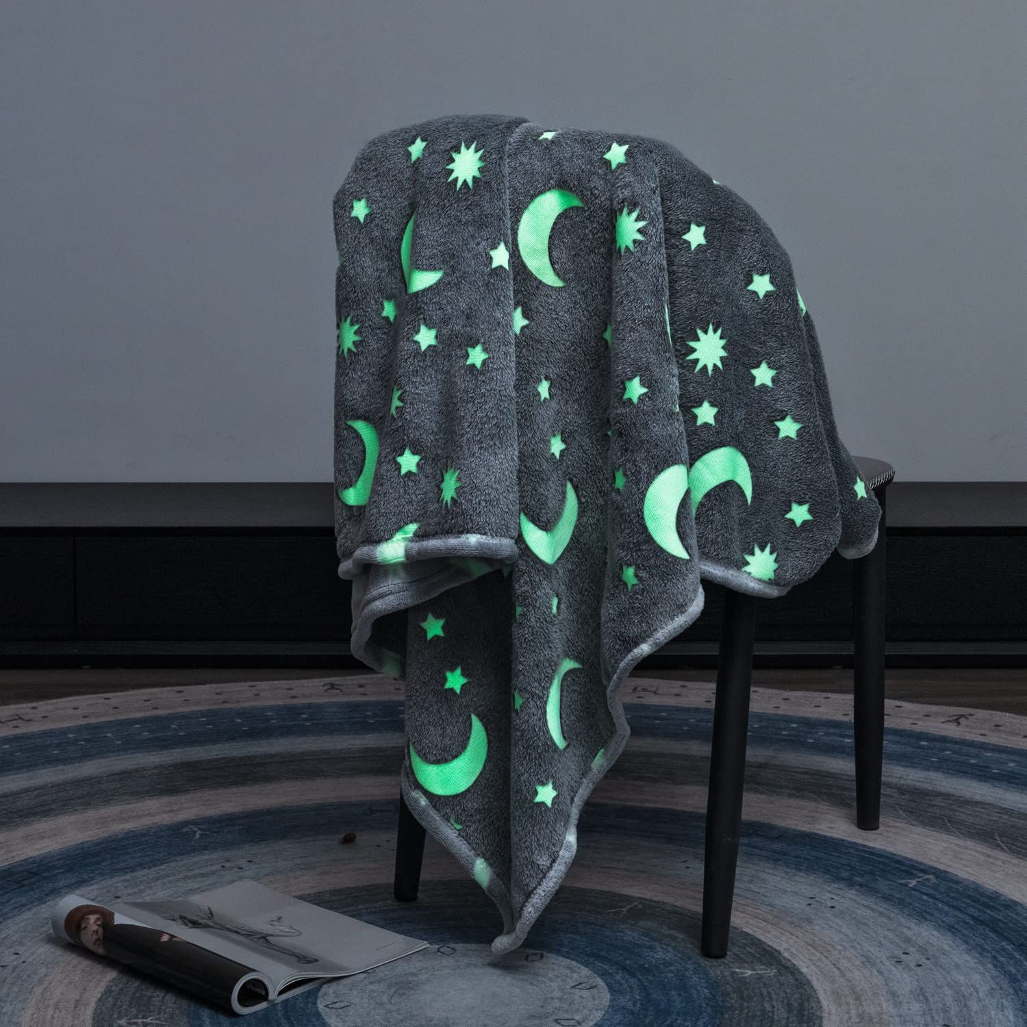 Super Soft Fuzzy Plush Flannel for Girls and Boys Sleeping Snuggle Blanket,All Seasons for Bed or Sofa,152*127CM (Pink Moon) — image 5