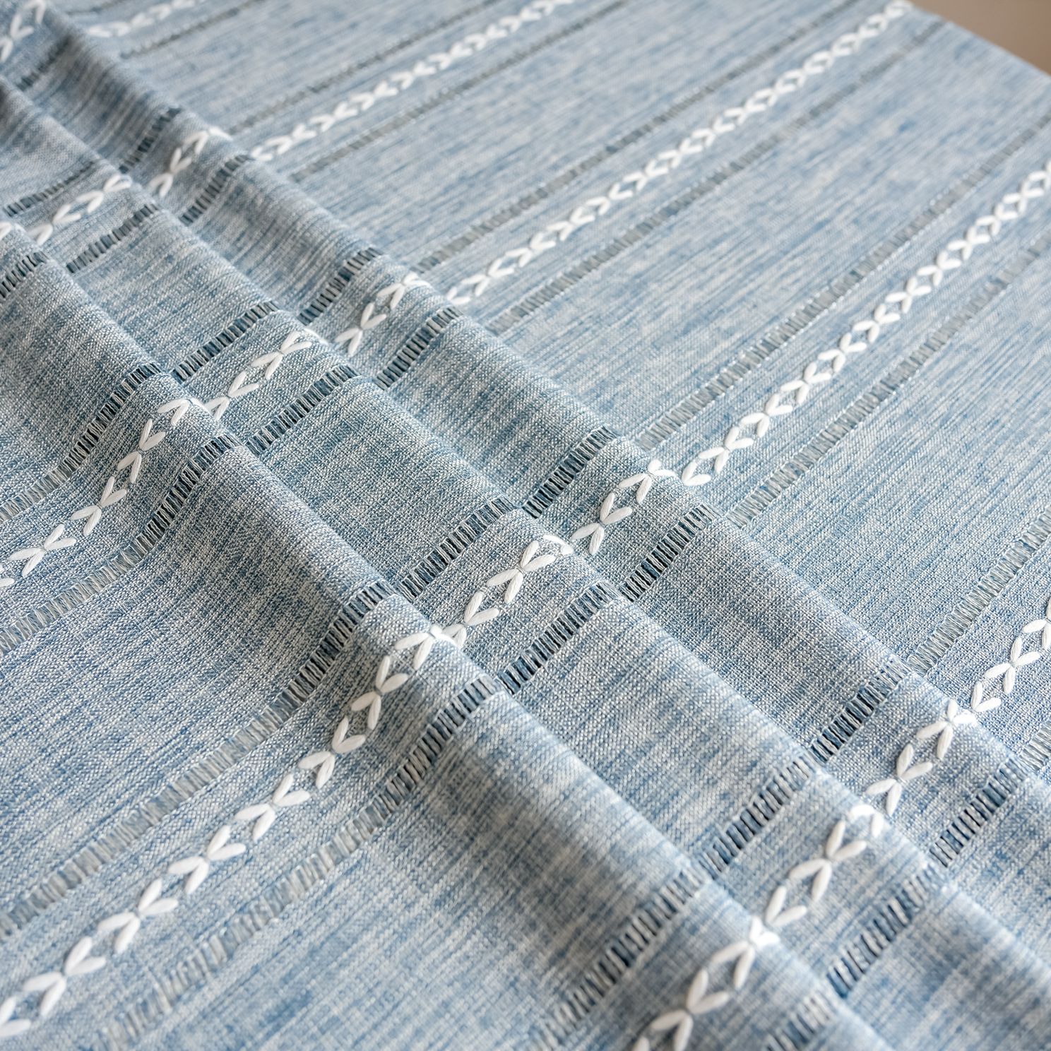 Rustic Farmhouse Round Tablecloth Cotton Linen Grey Dust-Proof Washable Embroidery Table Cover Heavy Weight Table Cloth for Party Kitchen Dining Tabletop — image 5