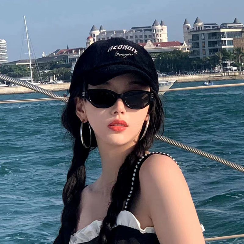 Retro Rectangle Sunglasses for Women Small Clout Goggles Fashion Designer Cool Square Shades with Small Face Narrow — image 3