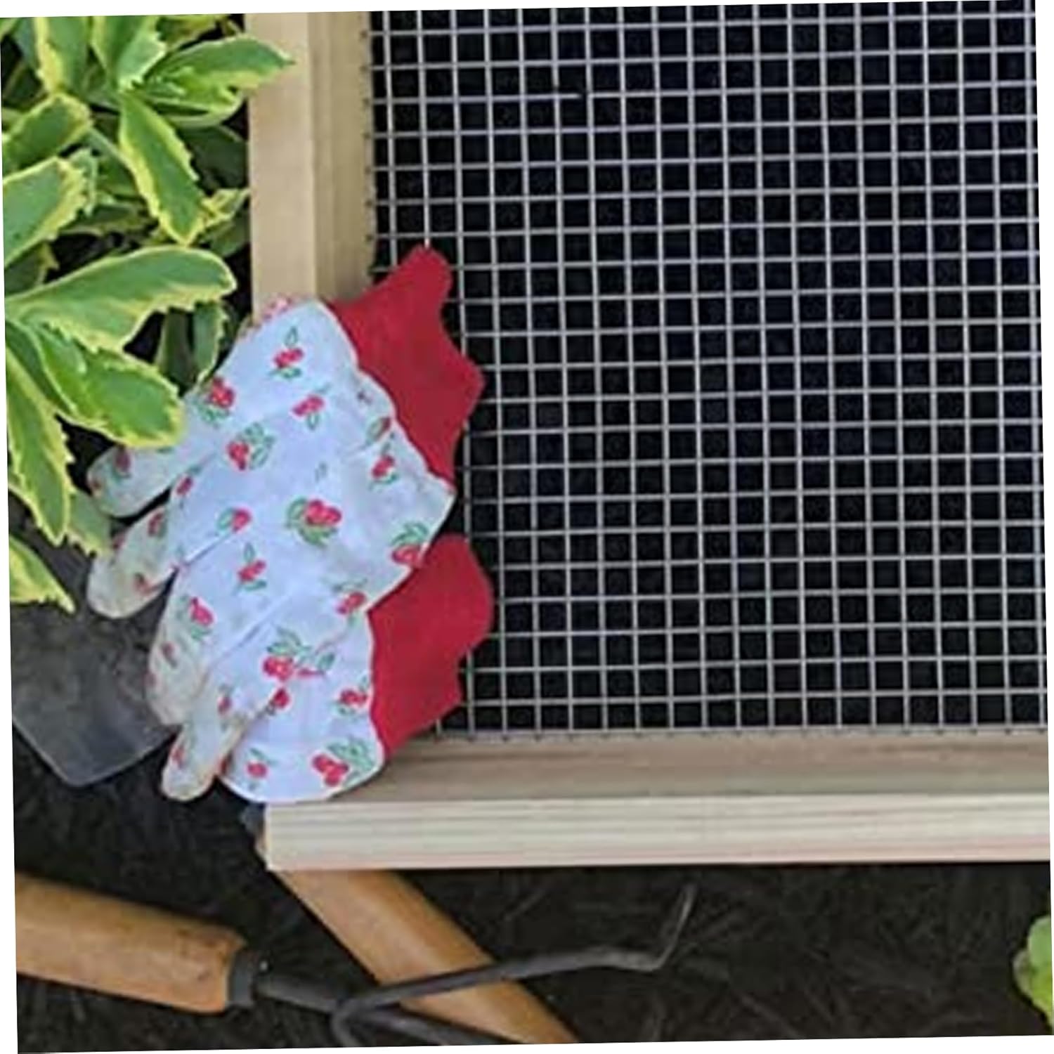 Garden sieve, soil sieve, mesh, ground stone, sand sieve, garden tool for sifting compost, dirt, soil, leaves, live — image 6