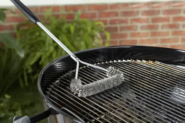 Grill Brush with Stainless Steel Bristles, 3 Sided Heavy Duty Design and Ergonomic Handle for Charcoal Gas Electric Grills — image 5