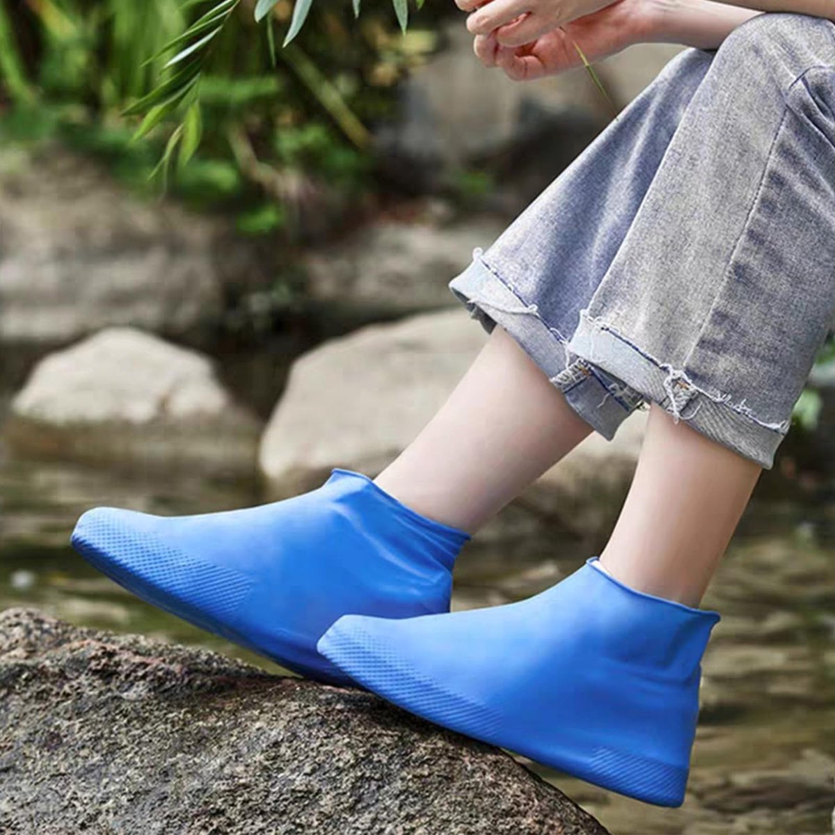 Overshoes - 1 Pair - Waterproof Silicone Overshoes - Reusable, Non-slip, Suitable for Outdoor Activities (Blue - Size M) — image 3