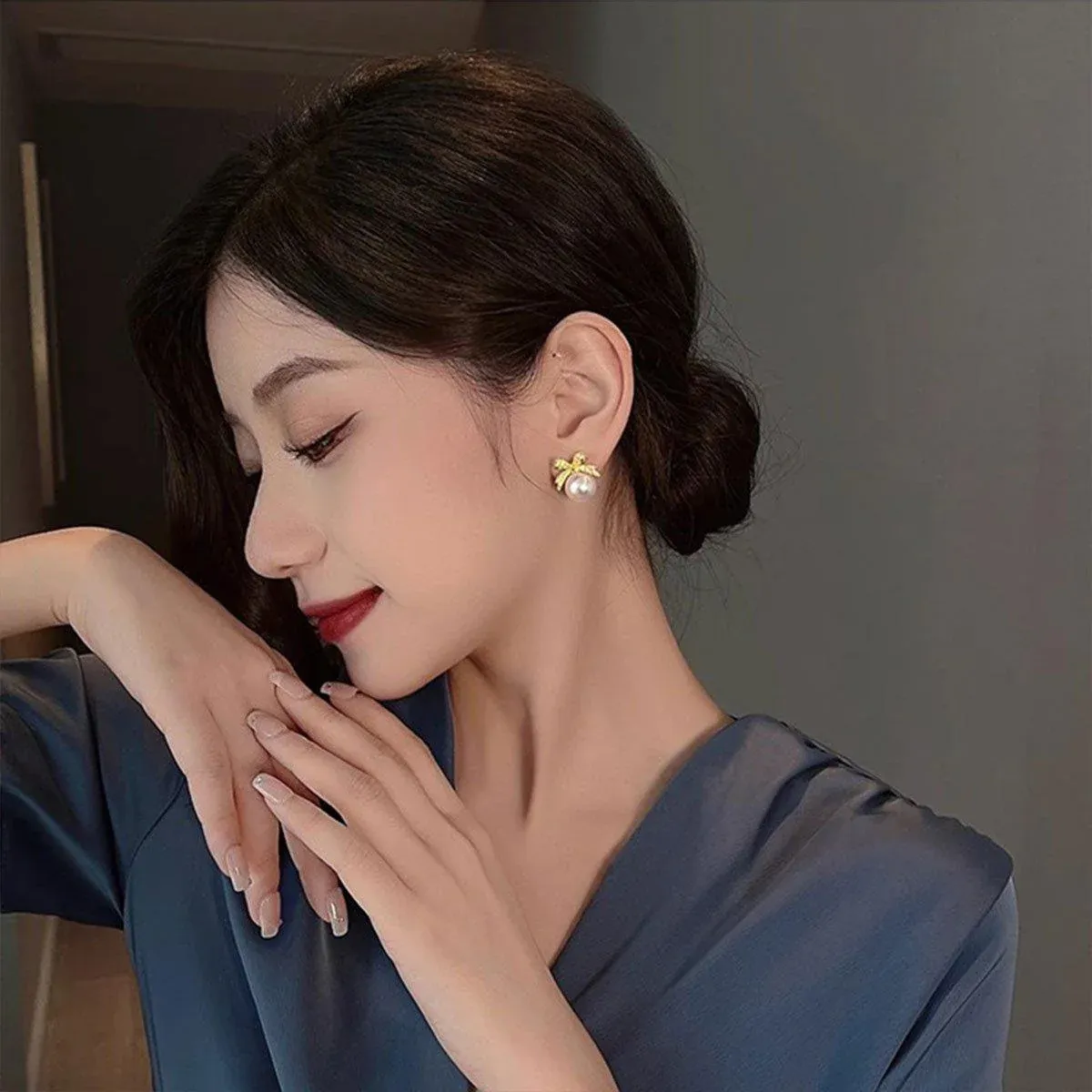 Vintage Ribbon Pearl Earrings Elegant Jewelry for Women Fashion Accessories Gift - White — image 6