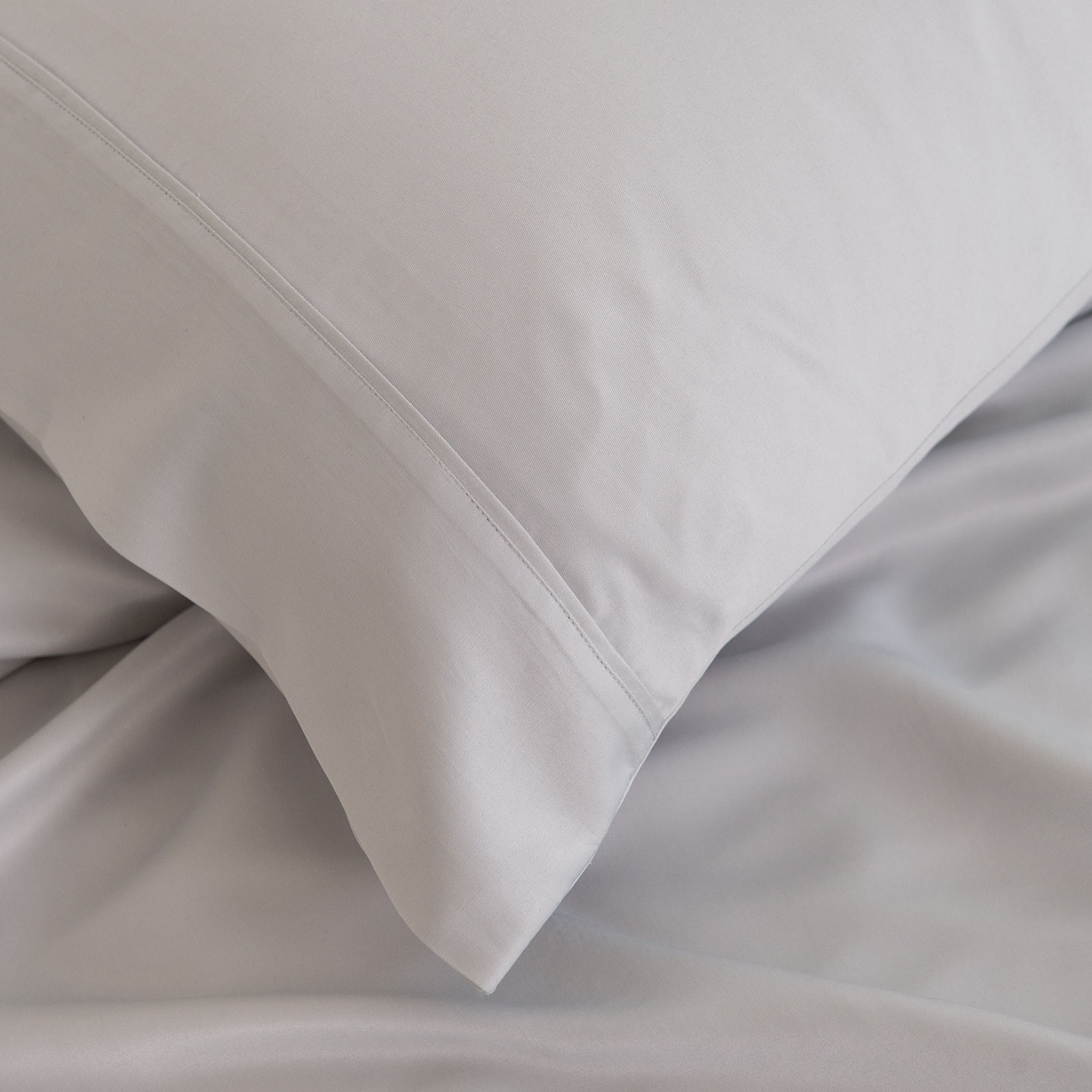 Royal Comfort 3000 Thread Count Bamboo Cooling Sheet Set - King - Mid Grey โ image 5
