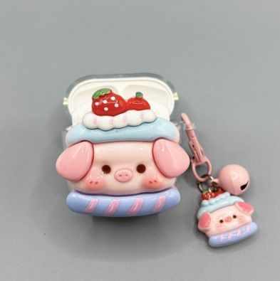 Strawberry Hat Pig Bluetooth Earphone Case + pendant AirPods Pro — image 3