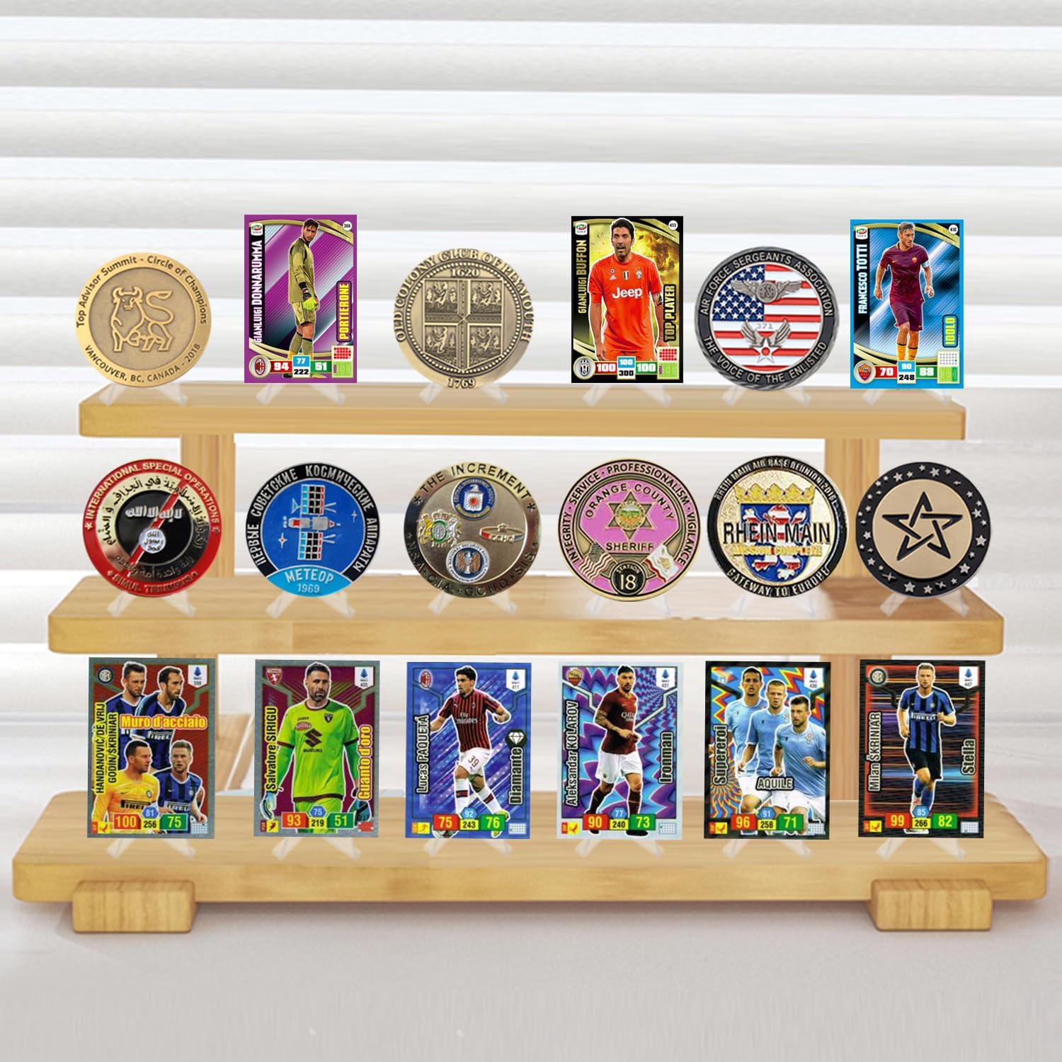 32Packs Card Display Stand, Card Stands for Sports Cards, Trading Card Stand, Acrylic Material, 2.2 Inch Tall — image 5