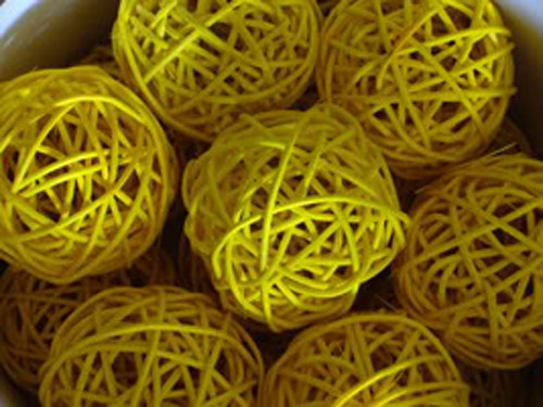 1 Set of Yellow 5cm Rattan Cane 50 Ball Battery Power LONG 5m String Lights Christmas Gift Home Wedding Party Bedroom Decoration Table Centrepiece — image 5
