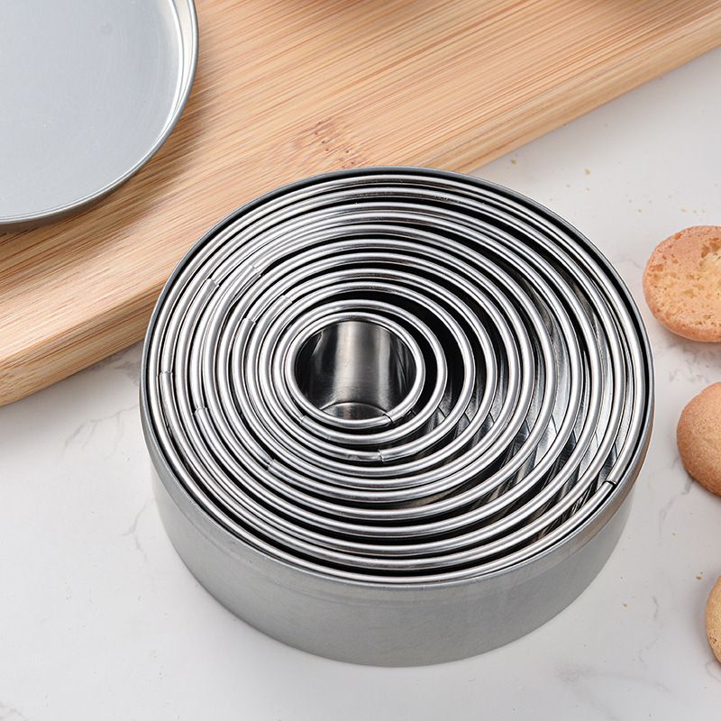 11 PCS Biscuit Cutter Set Multifunctional Stainless Steel Cookie Cutters DIY Fondant Cake Decoration Molds — image 3