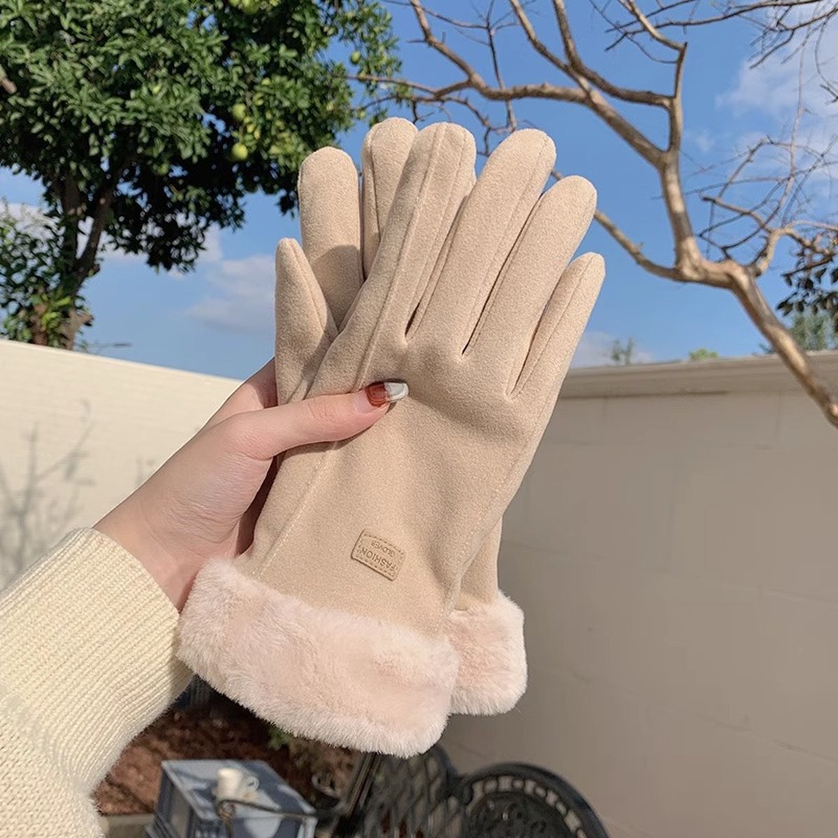 Winter Gloves - Touchscreen Winter Gloves - Warm - Women's - Windproof - Winter Gloves - One Size - For Cycling, Motorcycle, Scooter, Sports and Walking — image 3