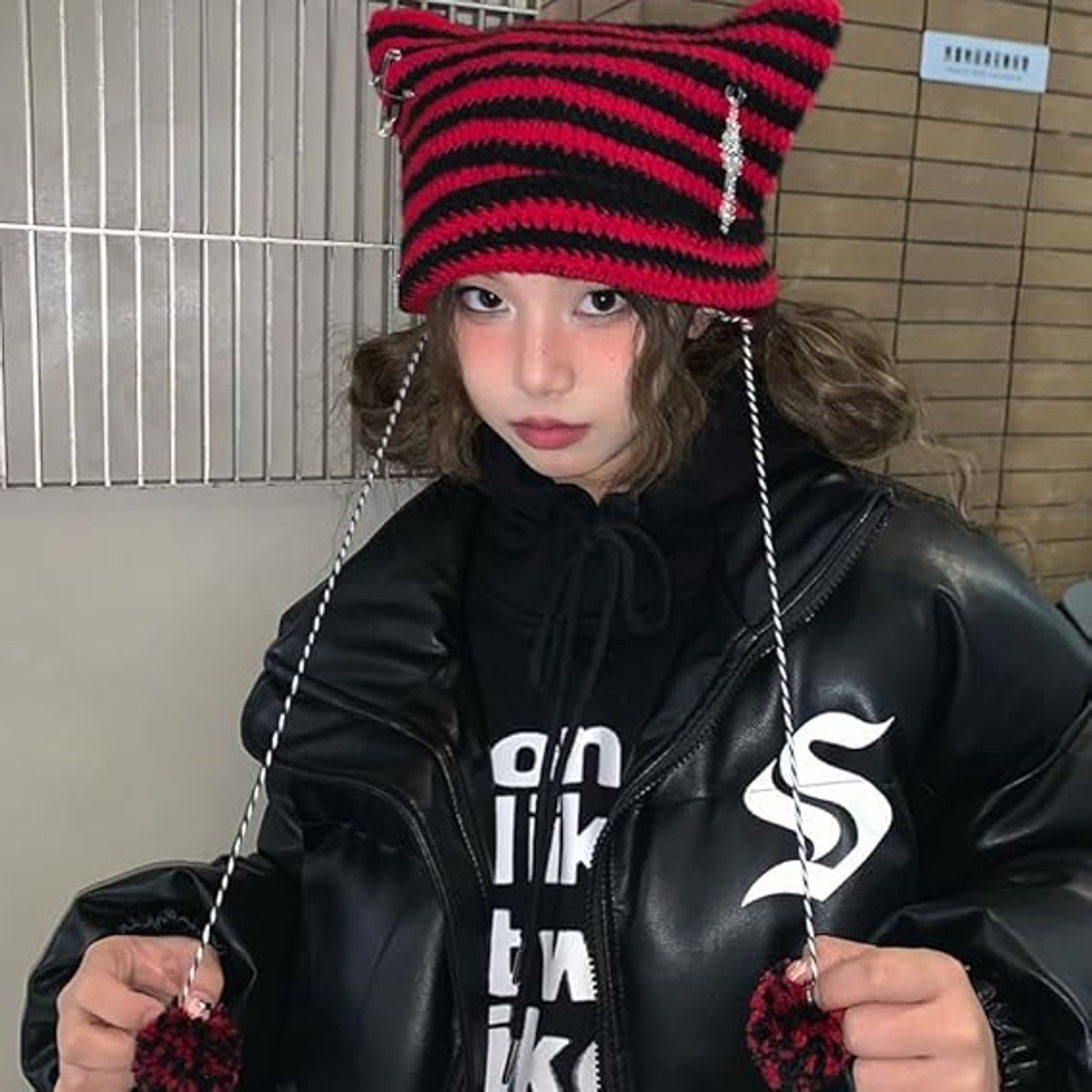 Ladies' Hat - Retro-style knitted hat - Crocheted girl's hat - Fox and cat ear design - Matches retro-style clothing (One size, red) — image 3