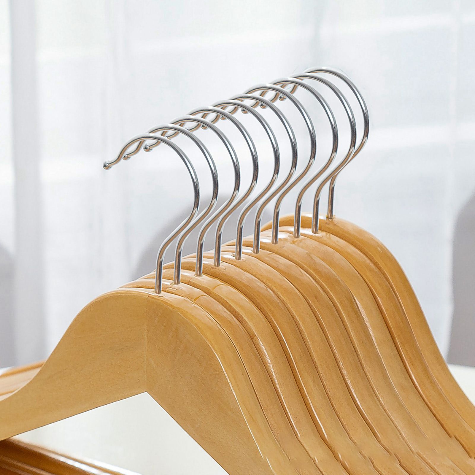 Wooden Coat Hanger Non Slip Clothes Hanging Rack 360 Degree Rotation Suit Hangers for Home 44.5cm 10pcs — image 2