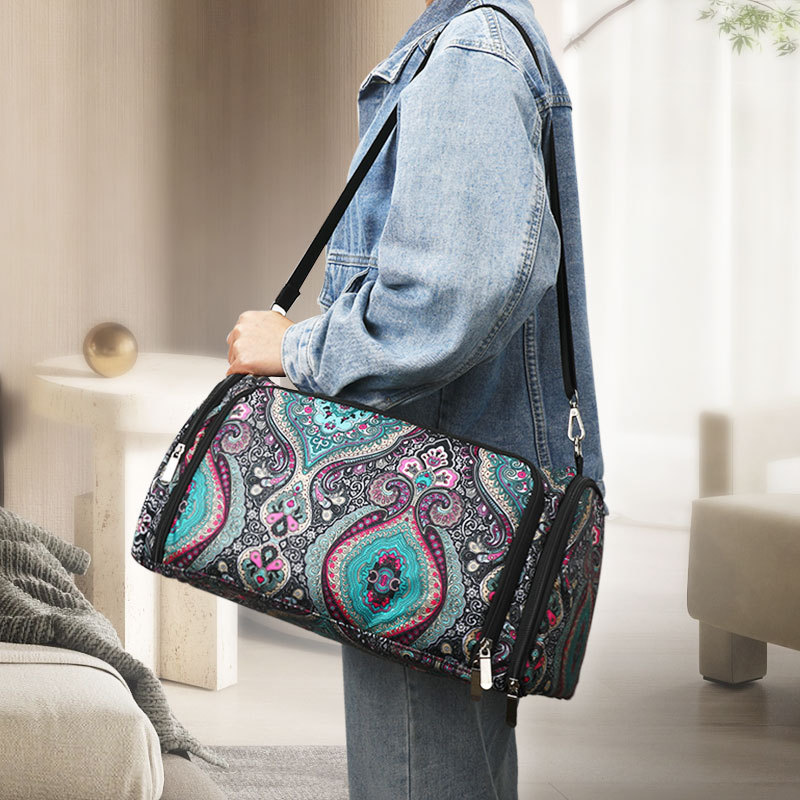 Leaf pattern Multi-Functional Crochet Hook and Yarn Storage Bag - Convenient Carrying Case for Crochet, Knitting Tools, and Yarn, with Stylish โ image 2