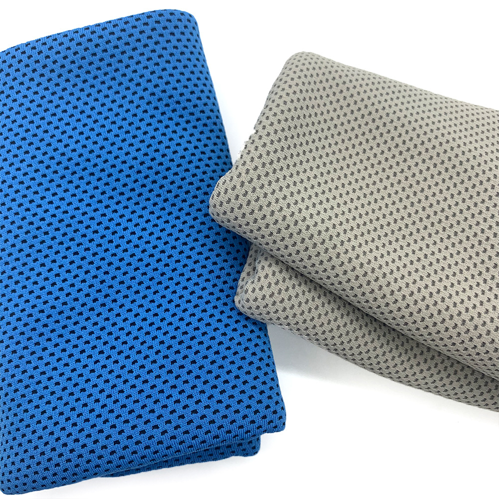 Grey 4-Piece Portable Cooling Towel Set - Quick-Dry Ice-Cool Towel for Sports, Travel, and Heat Relief โ image 3