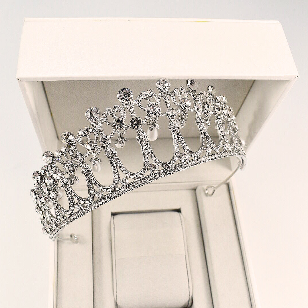 Exquisite Handmade Bridal Pearl and Rhinestone Crown - K9 White Crystal Princess Tiara for Weddings and Birthdays — image 3