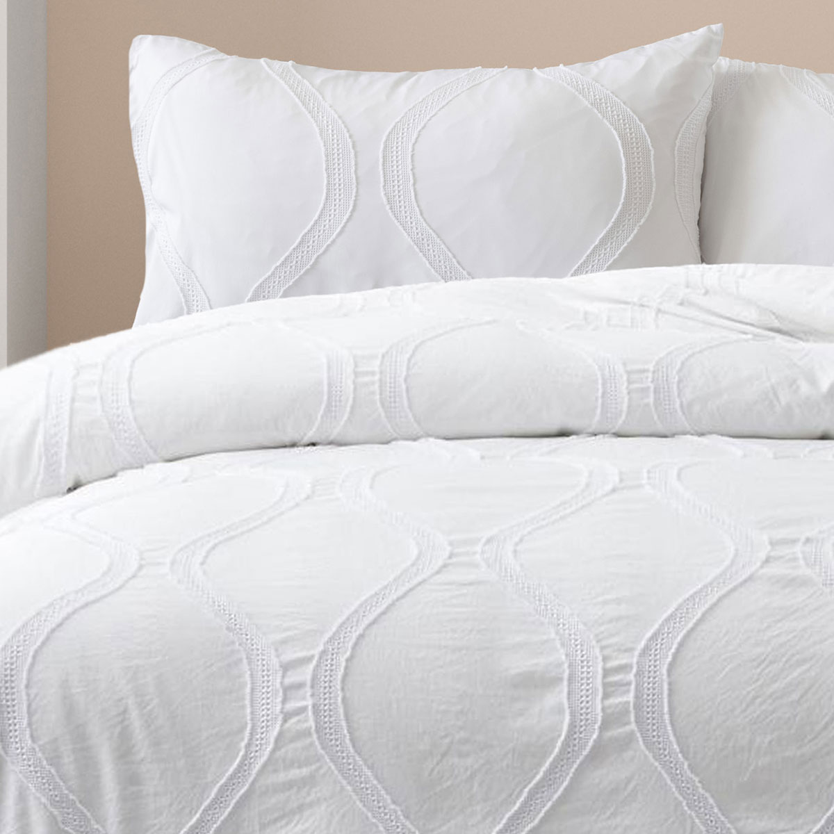 Ardor Lucy White Tufted Detail Quilt Cover Set Double — image 3