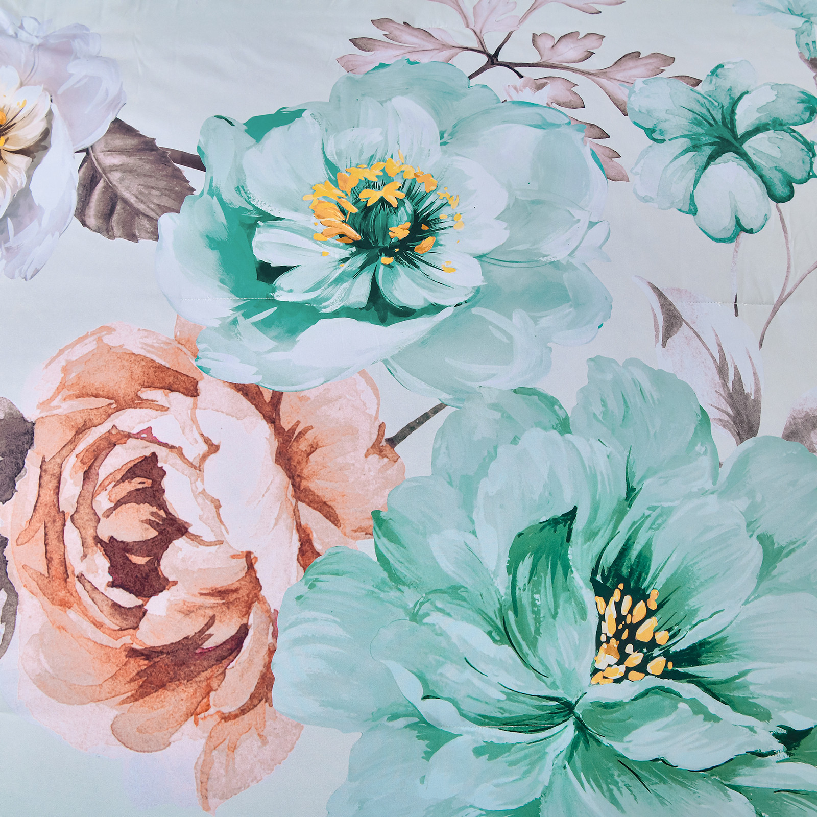 Warm Floral Comforter Set, King Size, Cozy Quilted Bedding with Pillowcases โ image 4