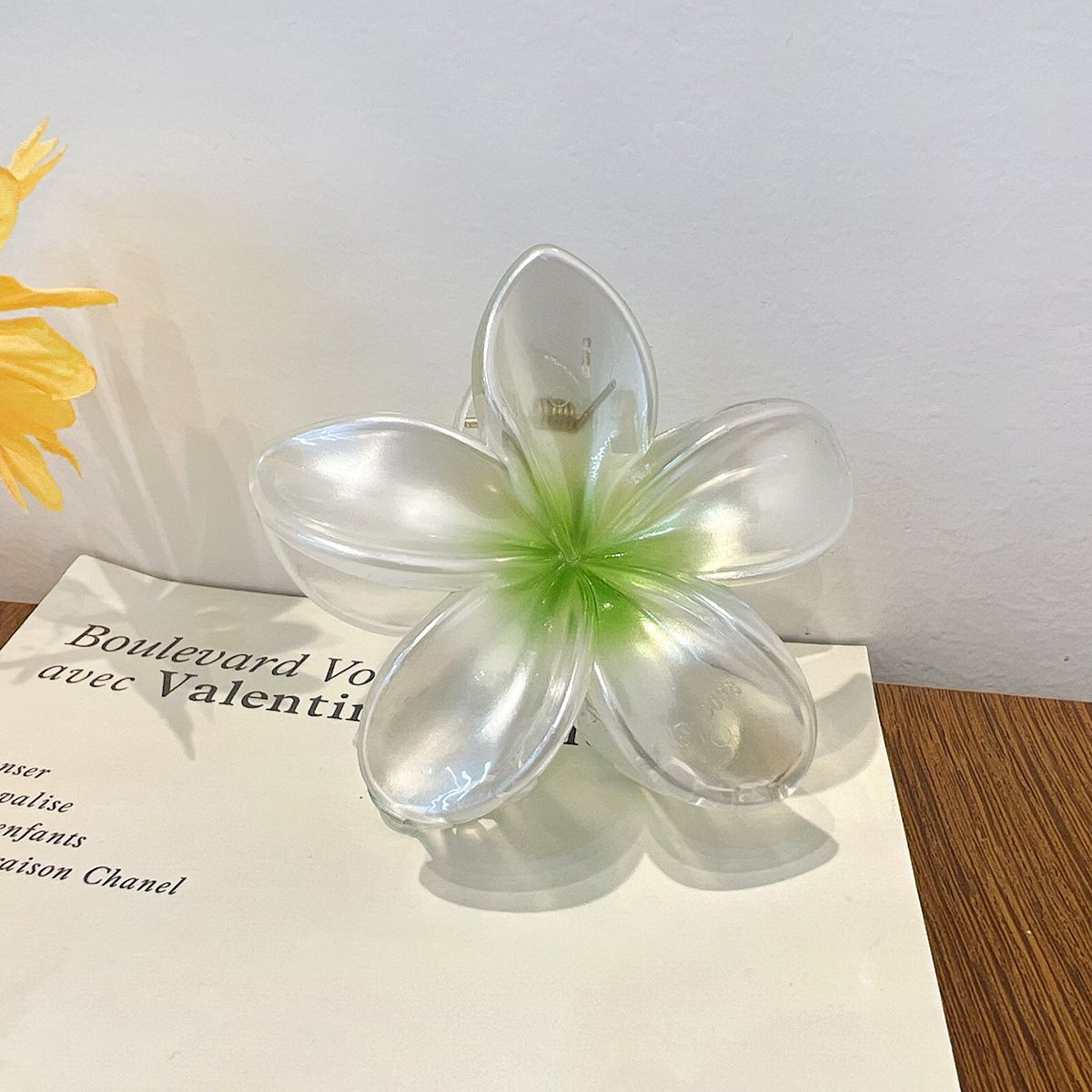 Big Flower Hair Claw Clips Small Butterfly Clips Hair Pins-3PCS Strong Hold Cute Hair Clips,Nonslip Large Hair Claw Clips