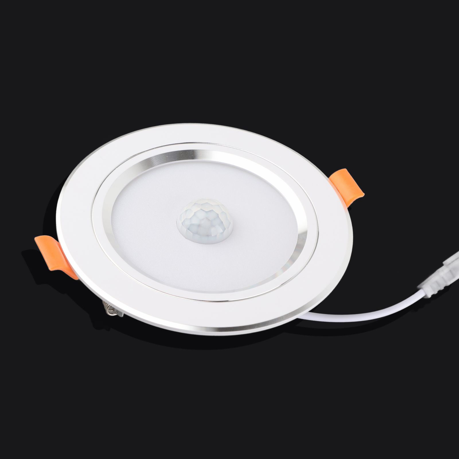 9w Round 18LED Infrared Sensor Downlight Human Body Induction Ceiling Light (cold white light) — image 3