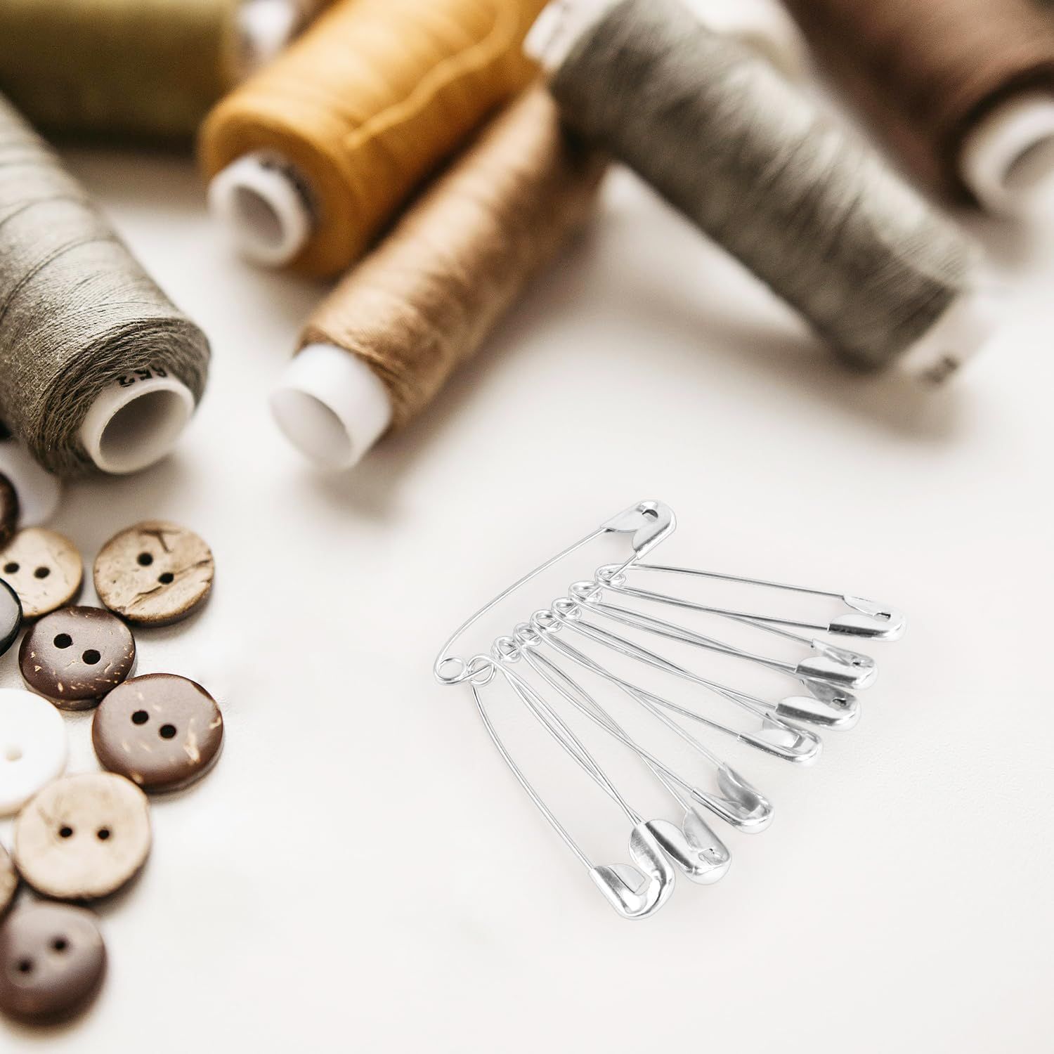100 Pack Assorted Galvanised Steel Safety Pins, Bulk Sewing Pins for Clothes Repairs, Quilting, Crafts and Everyday Fastening, Silver, 38 mm โ image 6