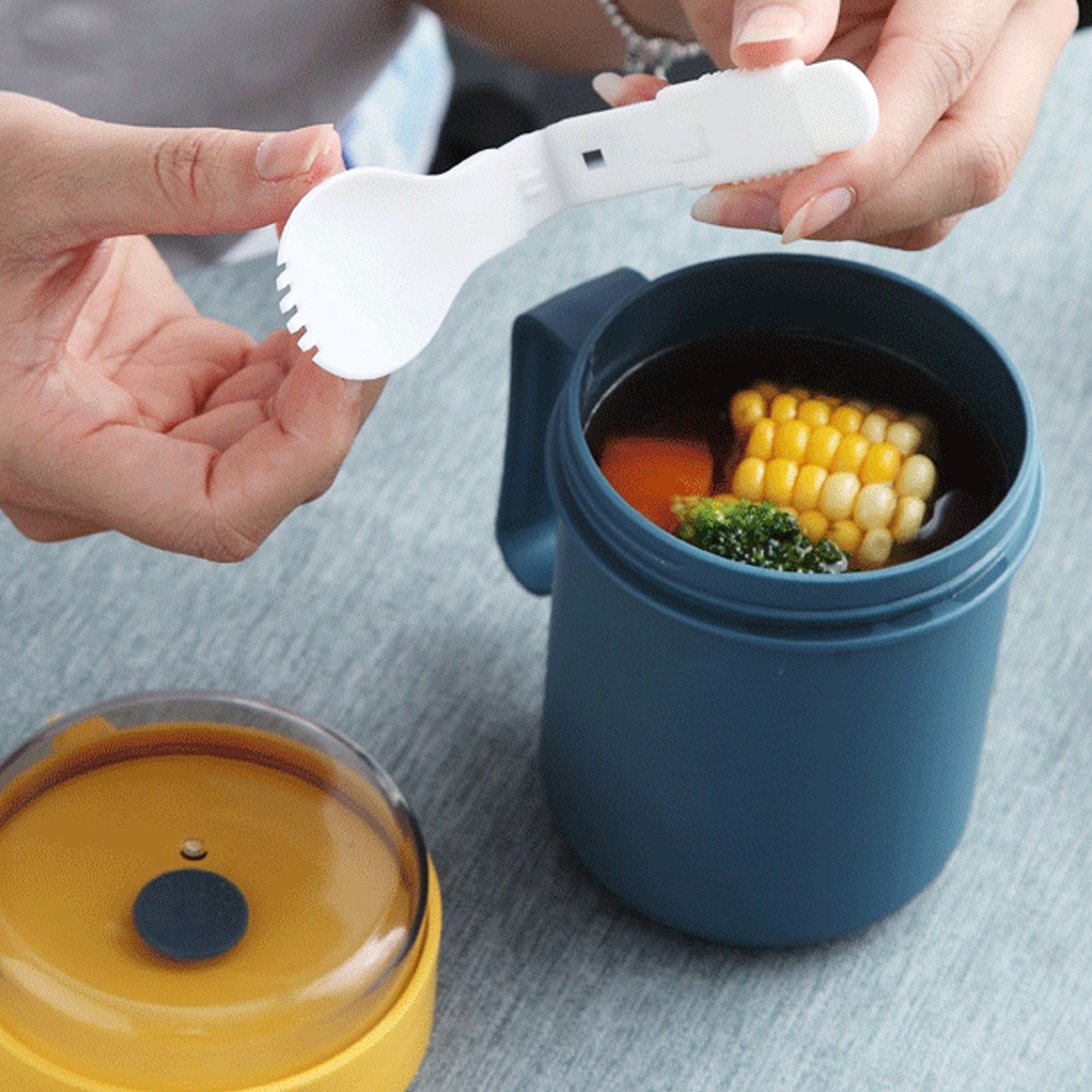 500ML Soup Cup Portable Steady Plastic Insulated Soup Containers with Lid and Spoon for Office School 500ML Blue โ image 6