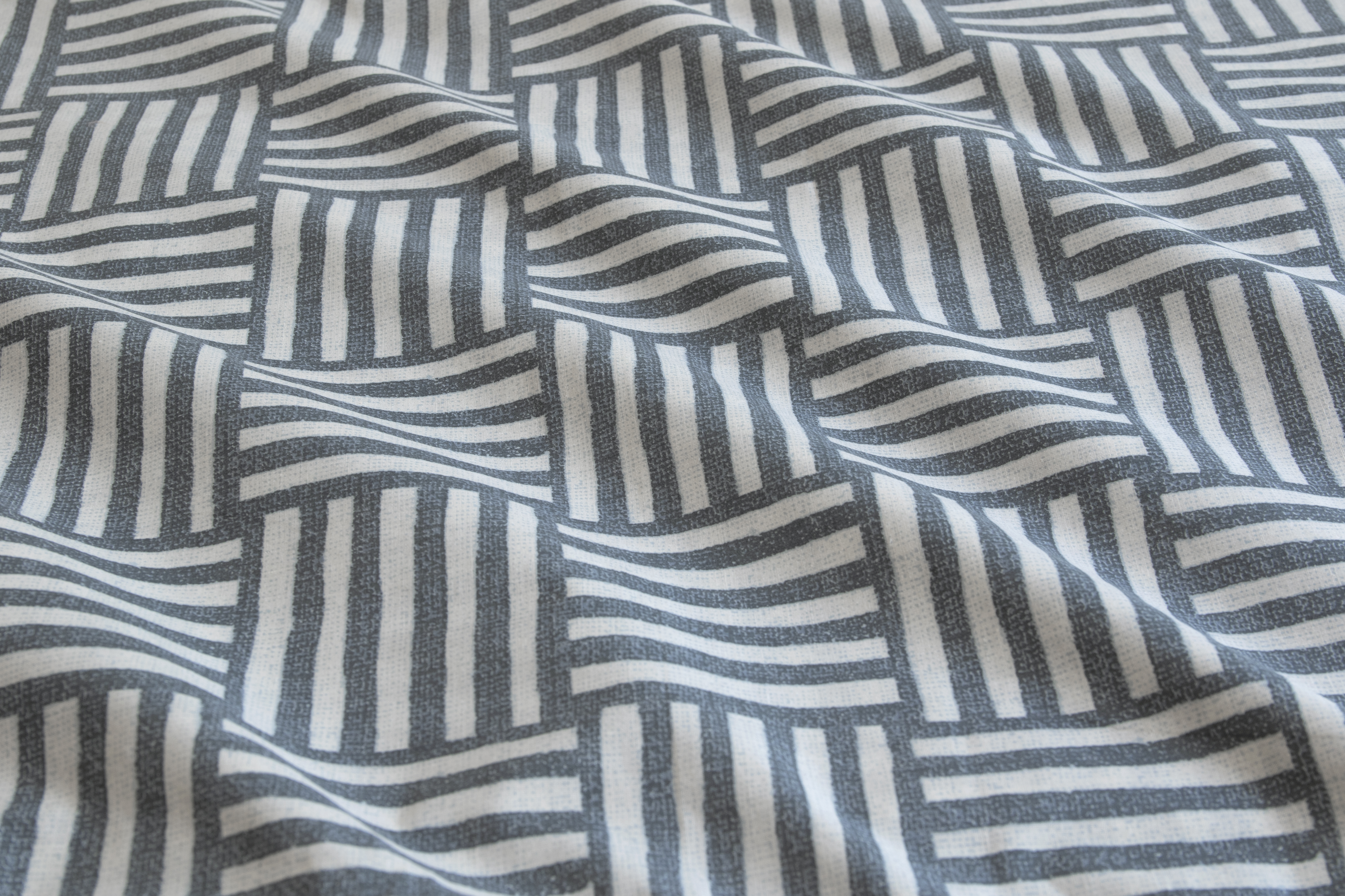 Fletcher PRINTED QUILT COVER SET - KING โ image 3