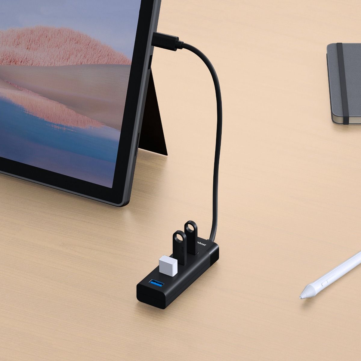 mbeat 4-Port USB-C Hub with USB-C DC Port — image 3