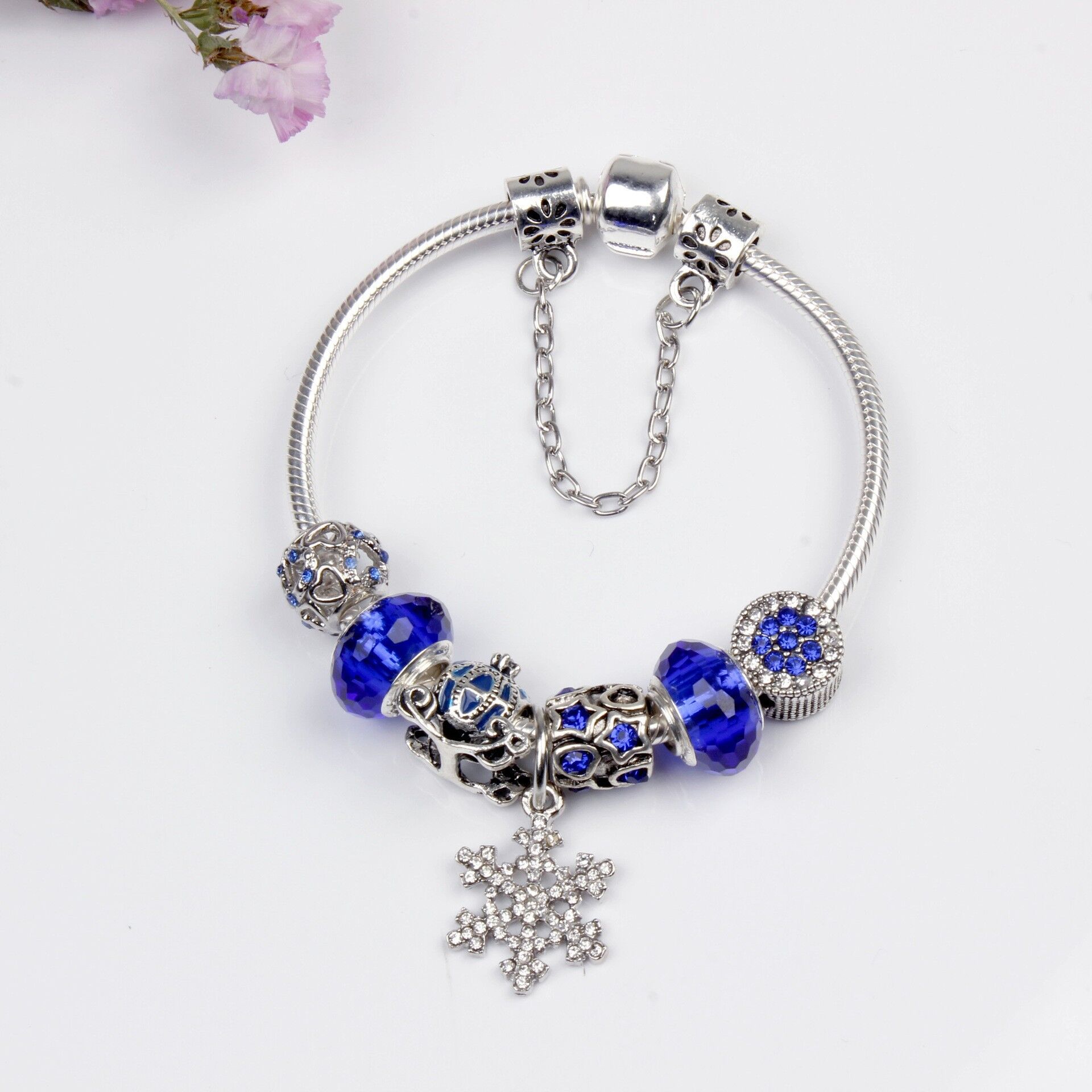 Snowflake Pendant Bracelet - Blue Cat’s Eye & Glass Beads, Zinc Alloy with Rhinestone Silver Carved Charms(17cm)