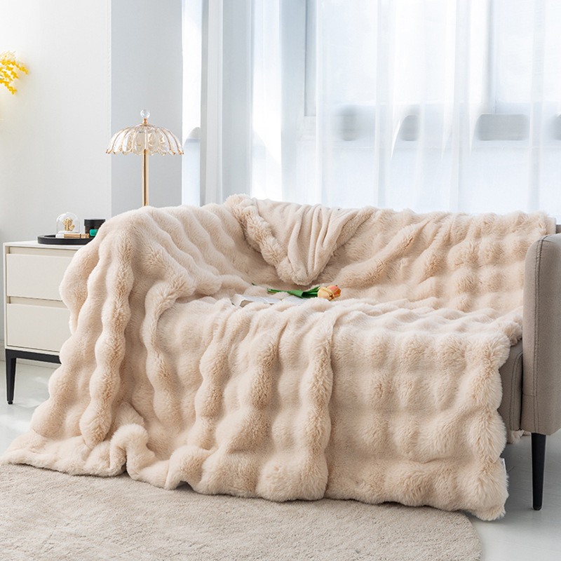 Apricot 100 × 160cm Plush Toscana Throw Blanket - Soft Flannel Fleece for All Seasons, Perfect for Couch & Bed