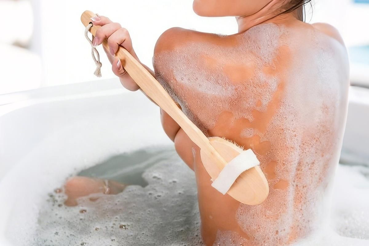 2 Pieces Long Handle Back Shower Brush with Detachable Hand Strap — image 6