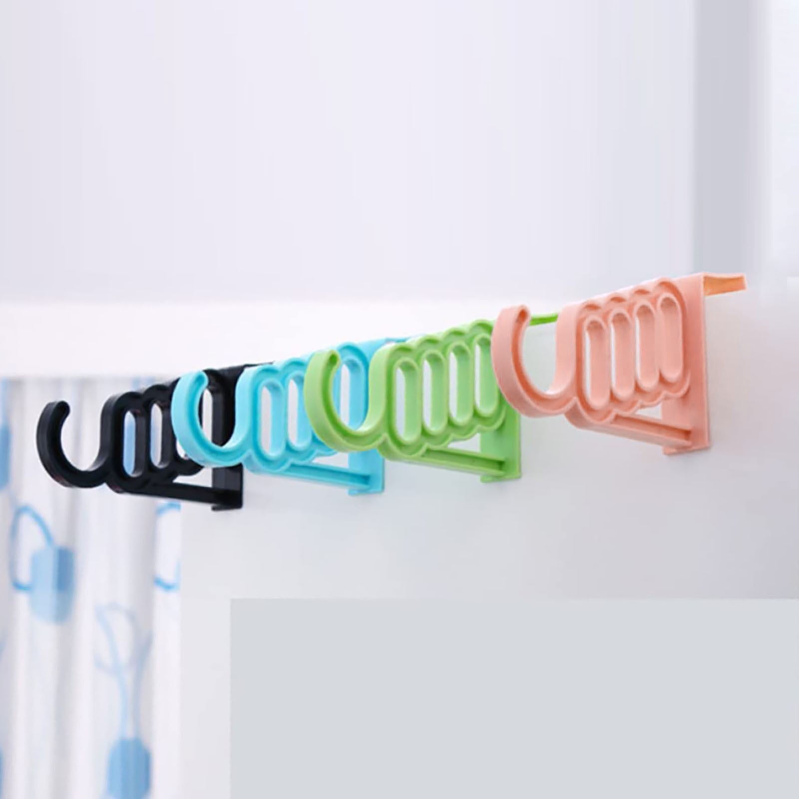 1 Piece Over Door Hook, plastic multifunction hanger for travel clothes drying and storage, Random Color, 7.09 × 1.57 inches — image 5