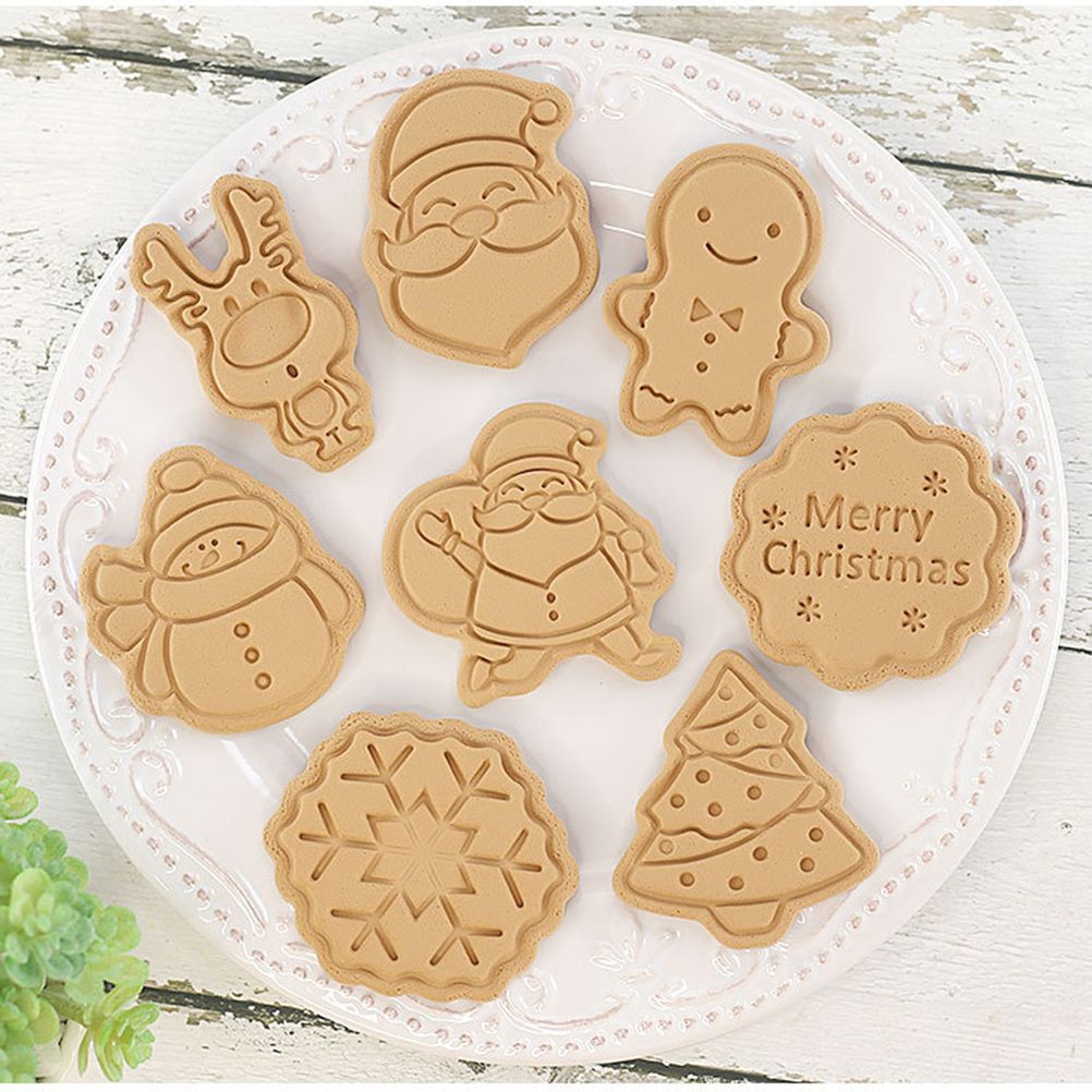 8 Pcs/Set Christmas Themed Cutters Santa Claus Christmas Tree DIY 3D Biscuits Mold Baking Mould Decorating Tools โ image 4
