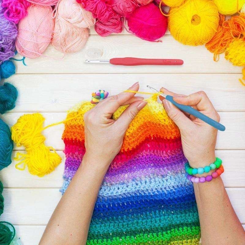 45-Piece Crochet Kit with Hooks, Markers, Tape Measure, MultiColor โ image 5