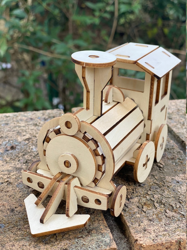 Build and Paint your own locomotive train Kids wood model toy train-plywood DIY kit — image 4