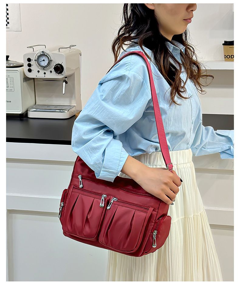 Large Capacity Crossbody Shoulder Bag - Lightweight Multi-Layer Tote for Women - Travel Backpack Casual Hobo Bag for Daily Commute - Red — image 4