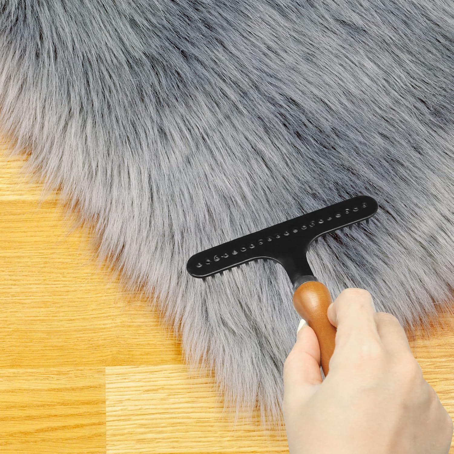 Portable Carpet Rake for Matted and Shag Rugs, Handheld Carpet Grooming Tool for Pet Hair, Deep Cleaning and Fluffy Pile Care, Black, 15.2 x 11 cm โ image 6